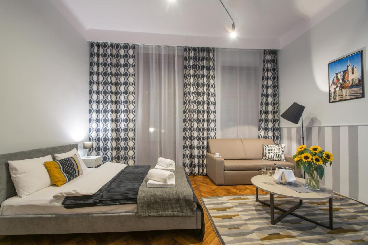 Exclusive Royal Apartments Краков Экстерьер фото