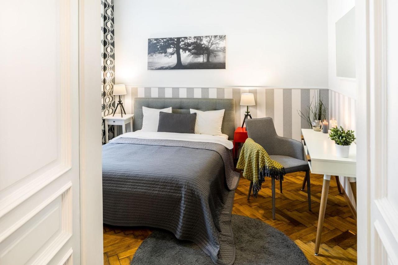 Exclusive Royal Apartments Краков Экстерьер фото