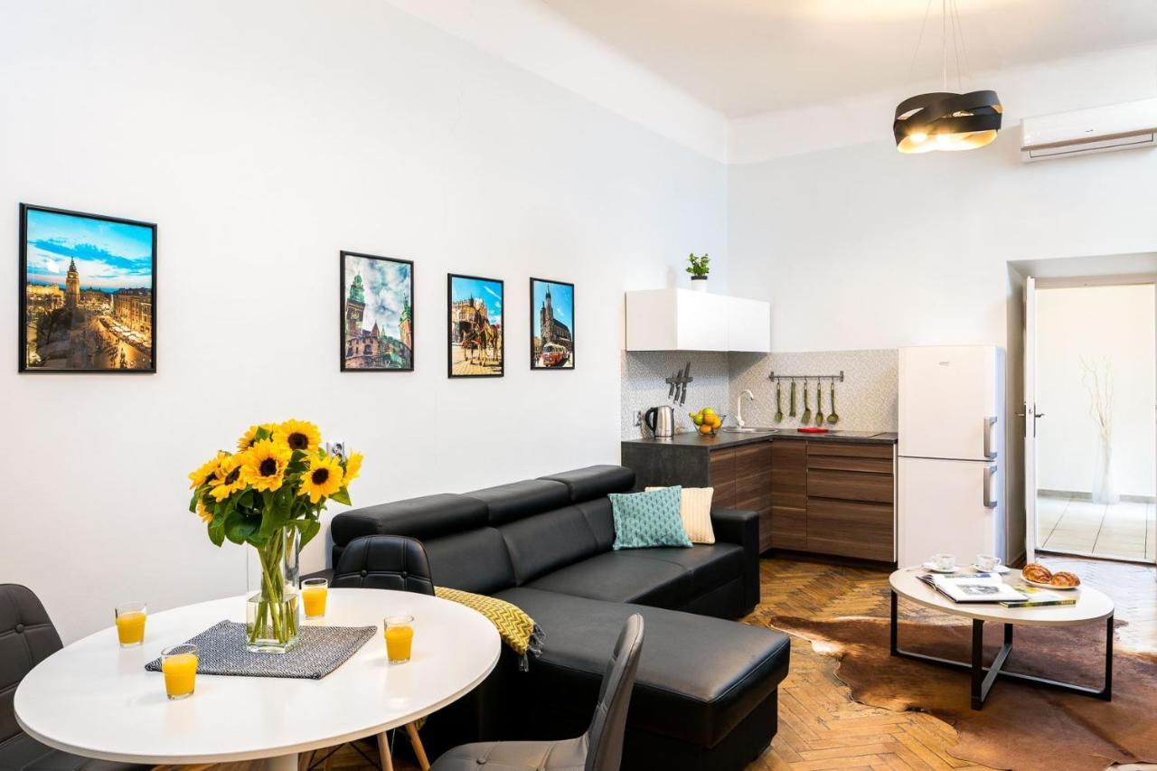 Exclusive Royal Apartments Краков Экстерьер фото