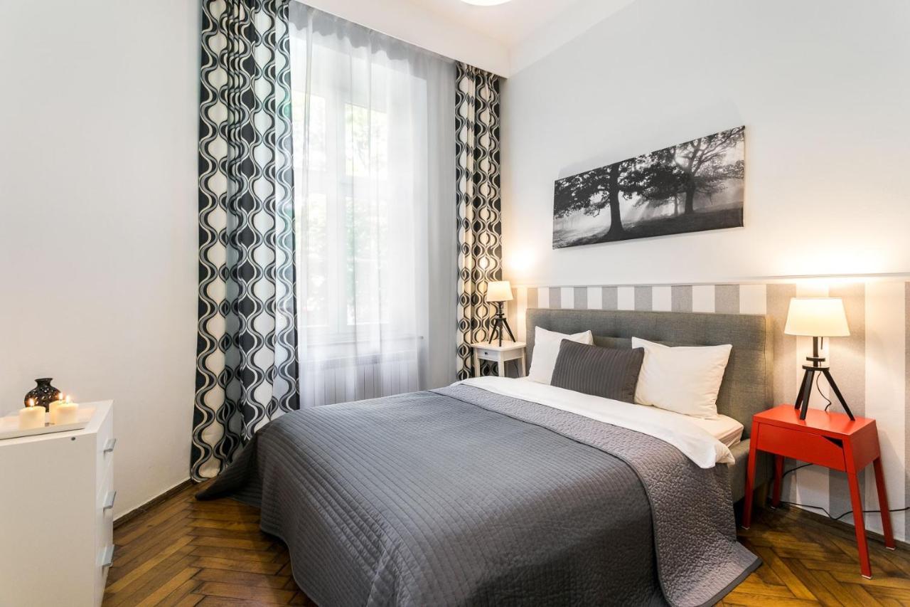 Exclusive Royal Apartments Краков Экстерьер фото