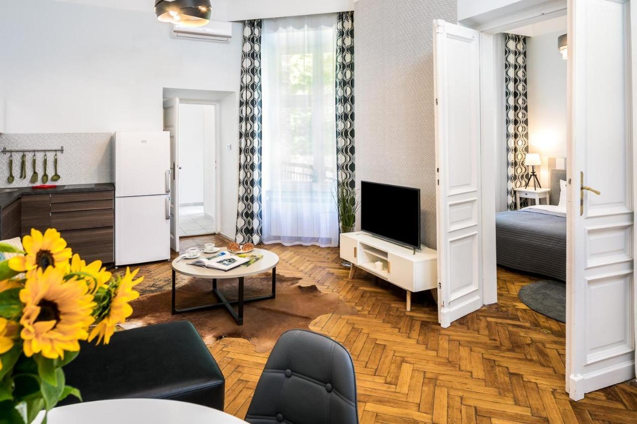 Exclusive Royal Apartments Краков Экстерьер фото